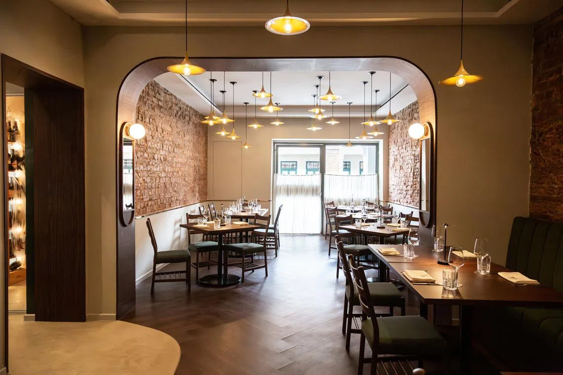 Locanda餐馆地点位于小印度，设计却宛如意大利小镇餐馆，让人有身处外国的感觉。（餐馆提供）