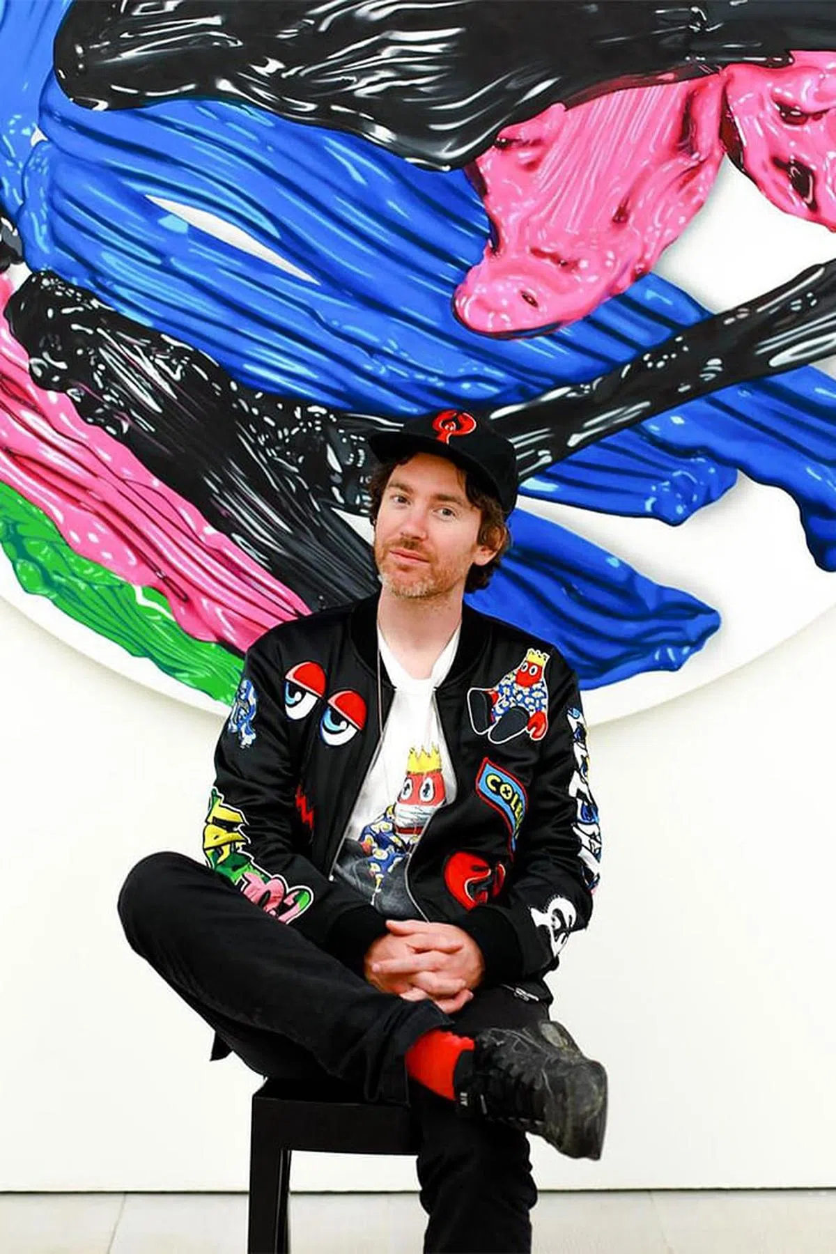 Philip Colbert因为常穿印有龙虾图案的西装而被戏称