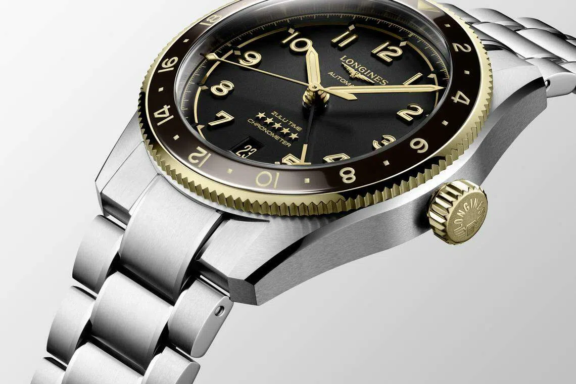 祖鲁时间腕表18K黄金双向旋转表圈和表冠是一大亮点。（品牌提供）