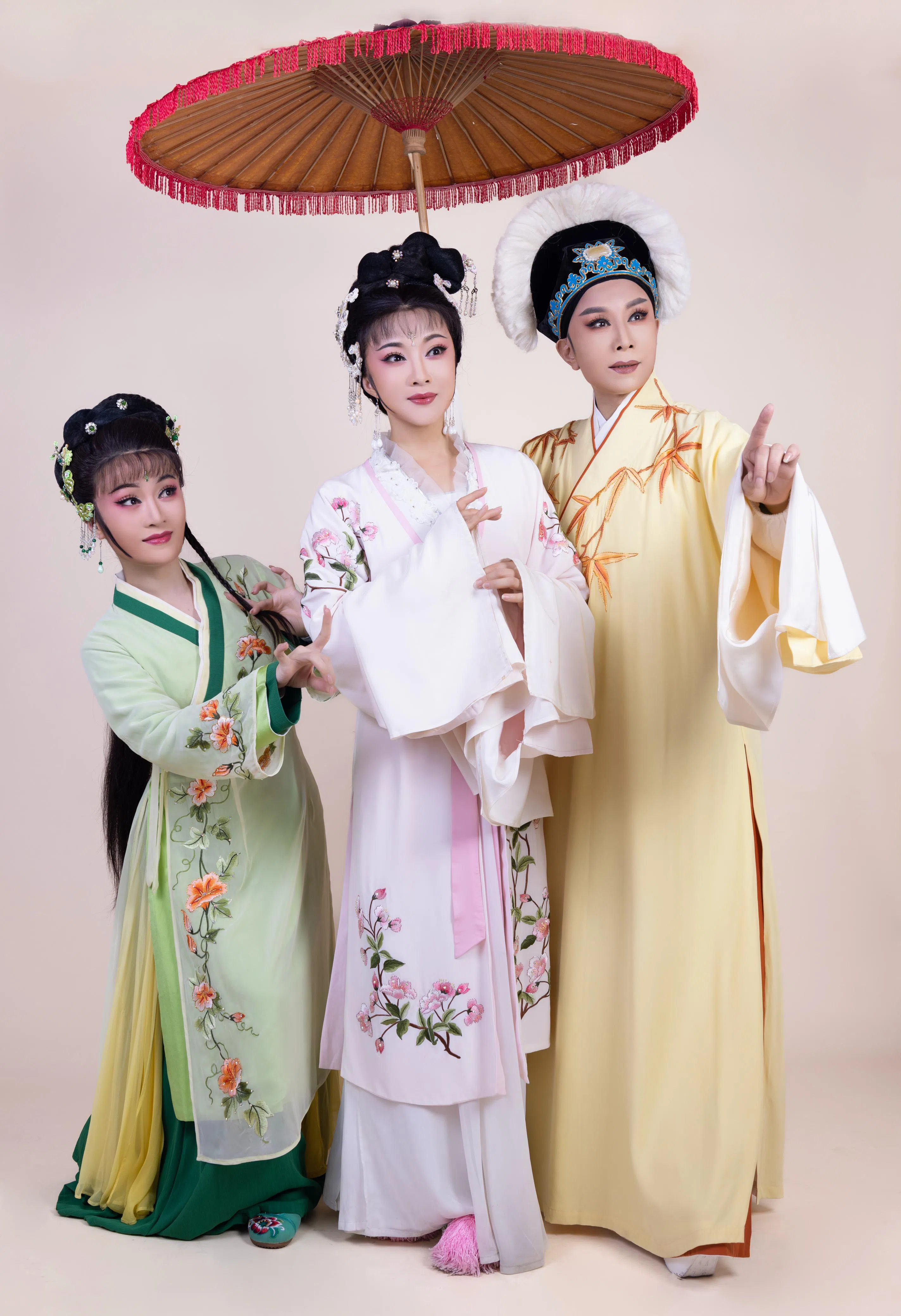 小百花越剧团将呈献剧目《结亲》和《惊变》。（南华潮剧社提供）