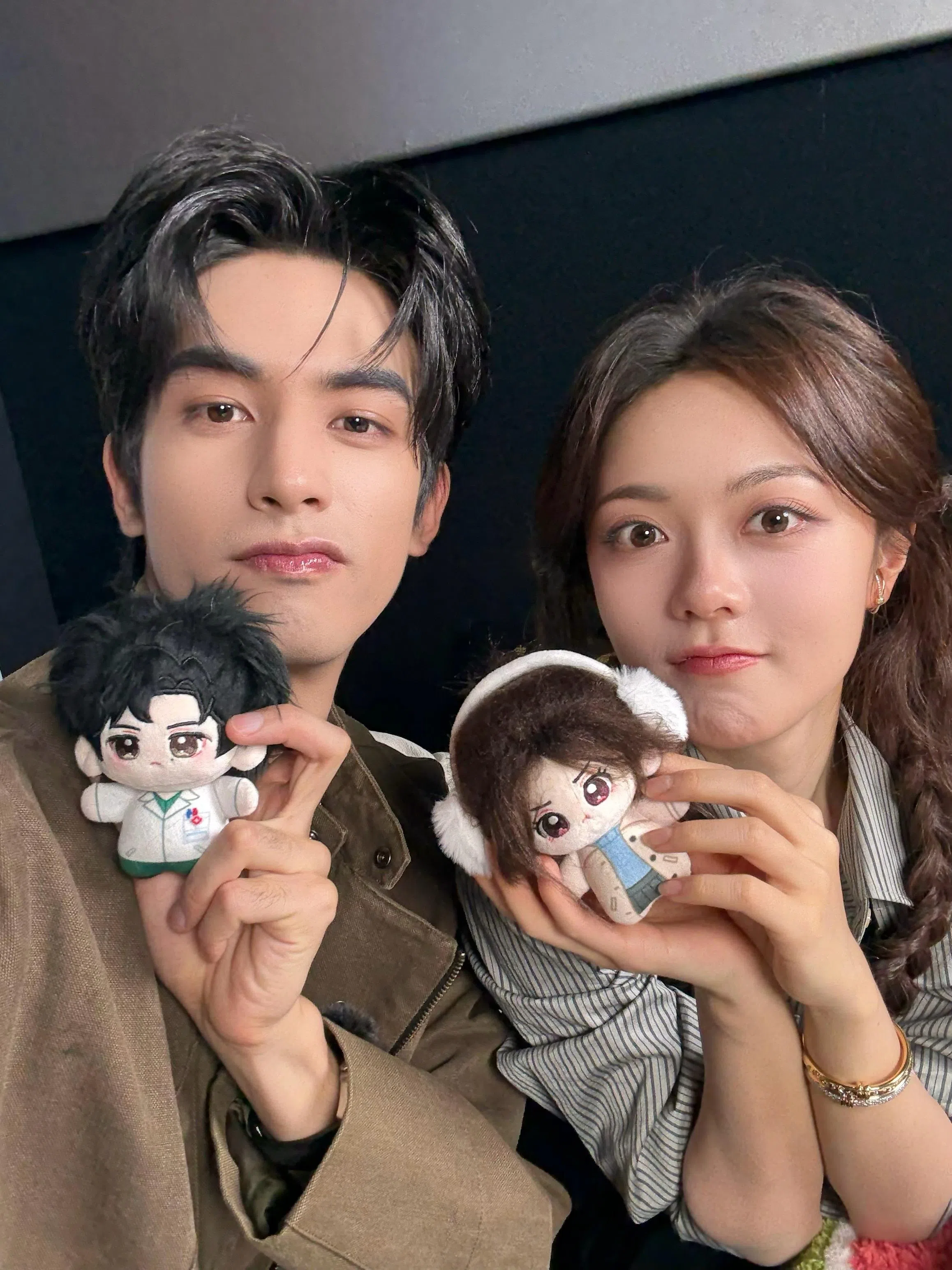 宋威龙（左）与赵今麦组成的《骄阳似我》CP组合大受欢迎。（取自宋威龙微博）