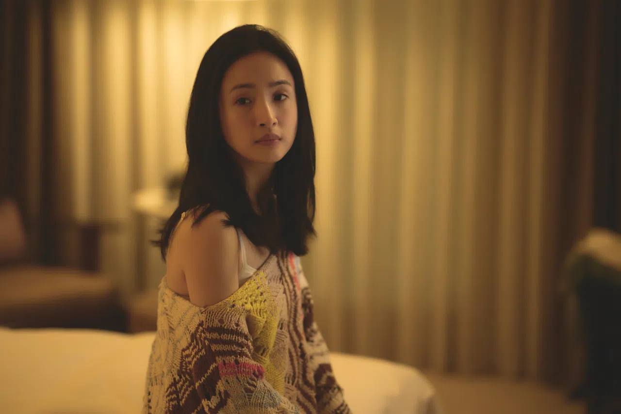 林依晨除了戏里诠释心机女，处心积虑夺爱，还有大尺度的戏。（台湾公共电视、台湾大哥大MyVideo提供）