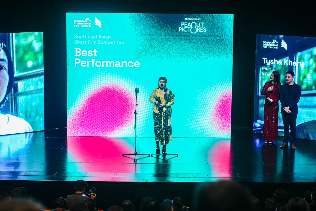 Tysha Khan凭短片《果》拿下这个项目的最佳表演奖。（新加坡国际电影节提供/Ryan Spectrum摄）