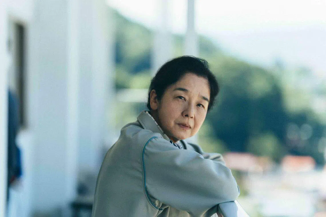 “阿信”在《怪物》演出一名内疚的校长。（嘉华提供）