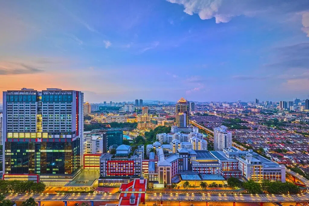 马国近期最大IPO 双威医疗最早明年3月挂牌