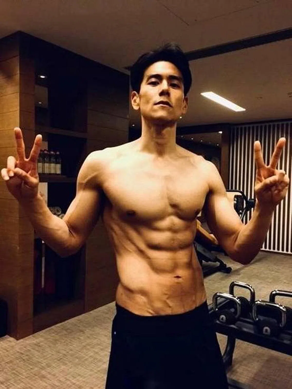 彭于晏入行后走肌肉型男路线。（互联网）
