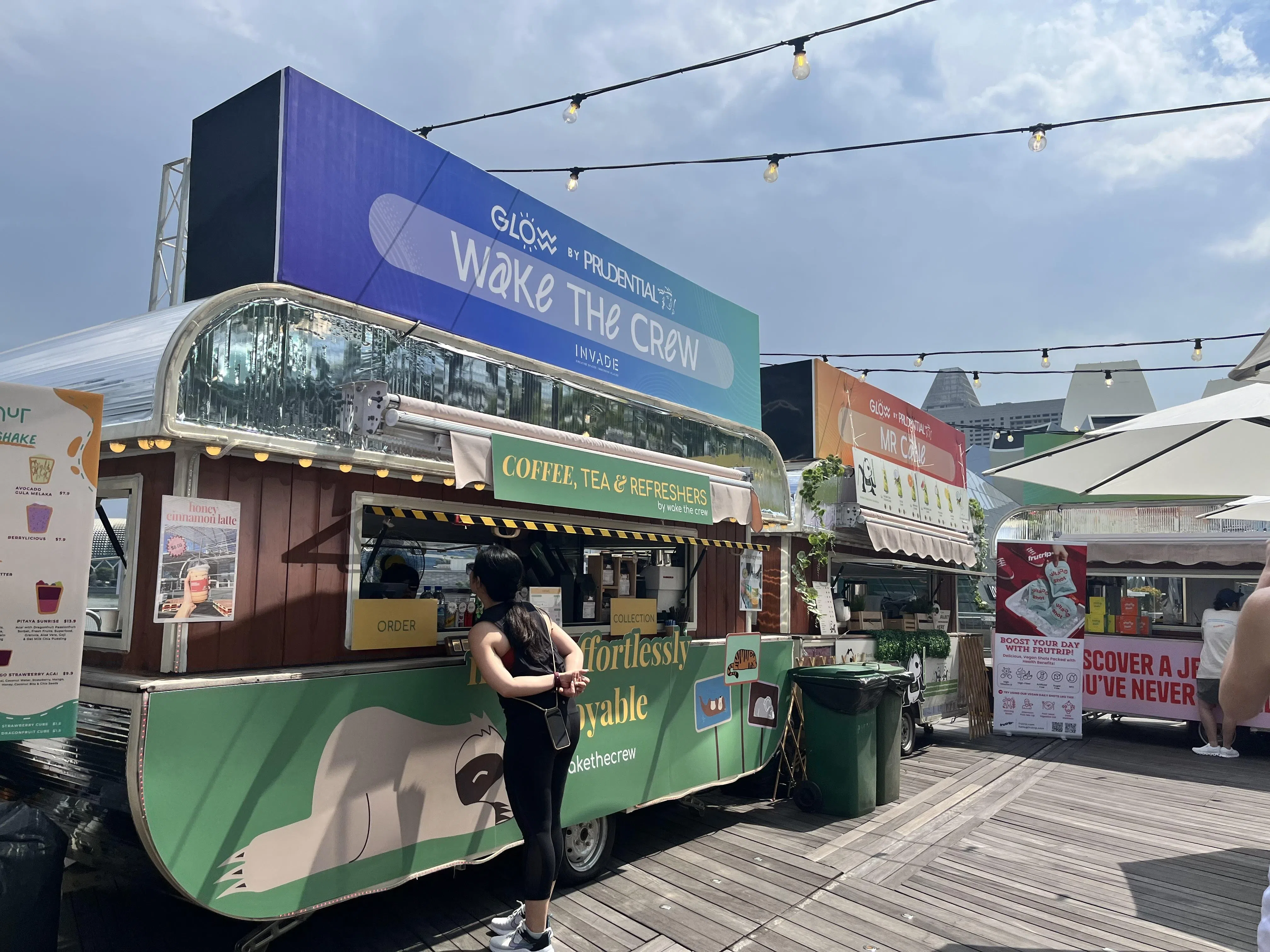 开放给公众的保健市集与餐车。（陈映蓁摄）