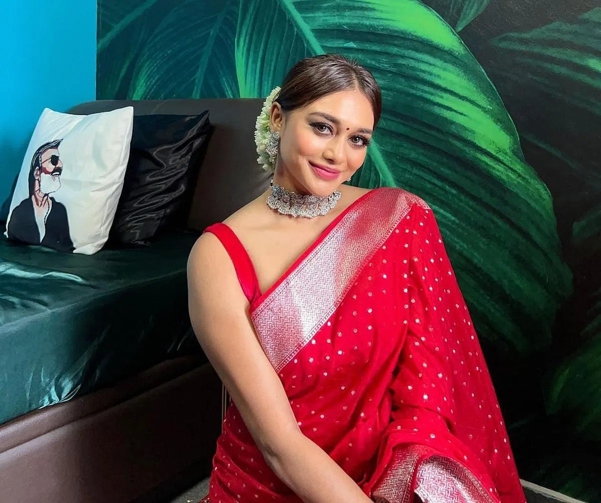 视后宝座由本地印度籍演员Eswari Gunasagar夺得。（取自艺人IG）