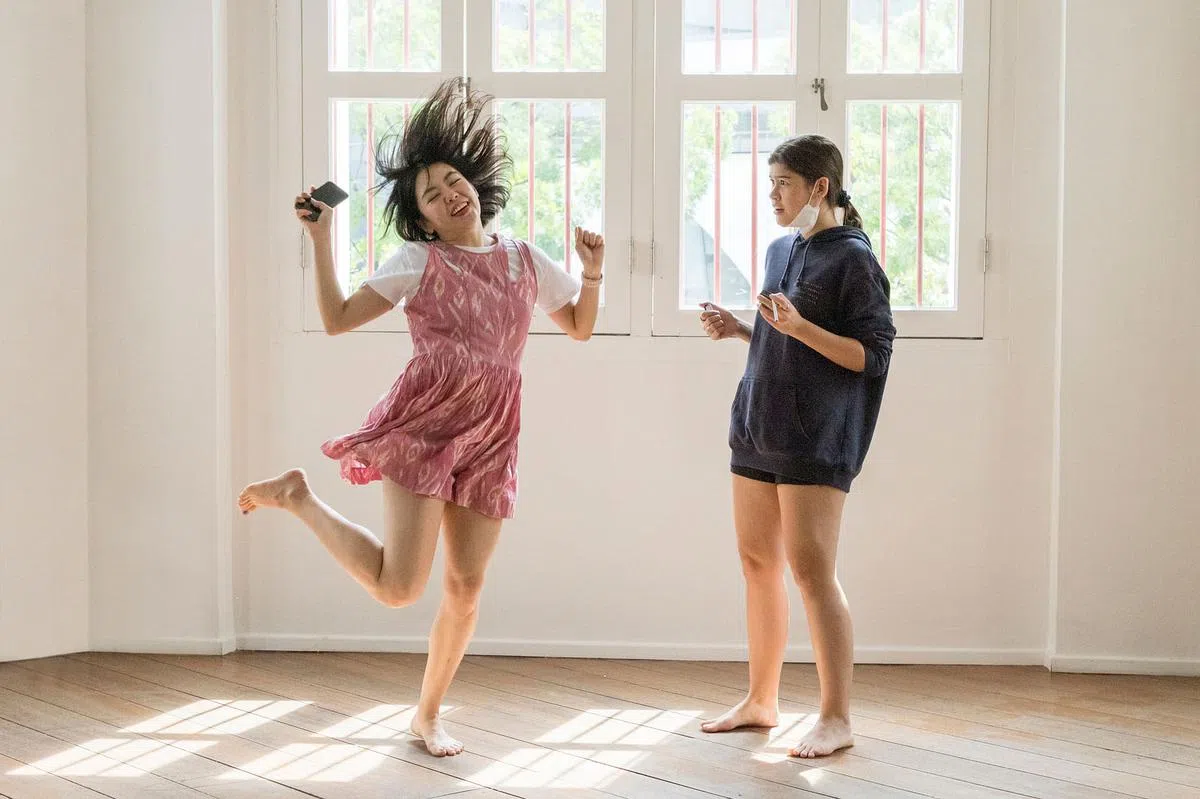 “(un)becoming”探讨母女关系的复杂。（Jeannie Ho提供）