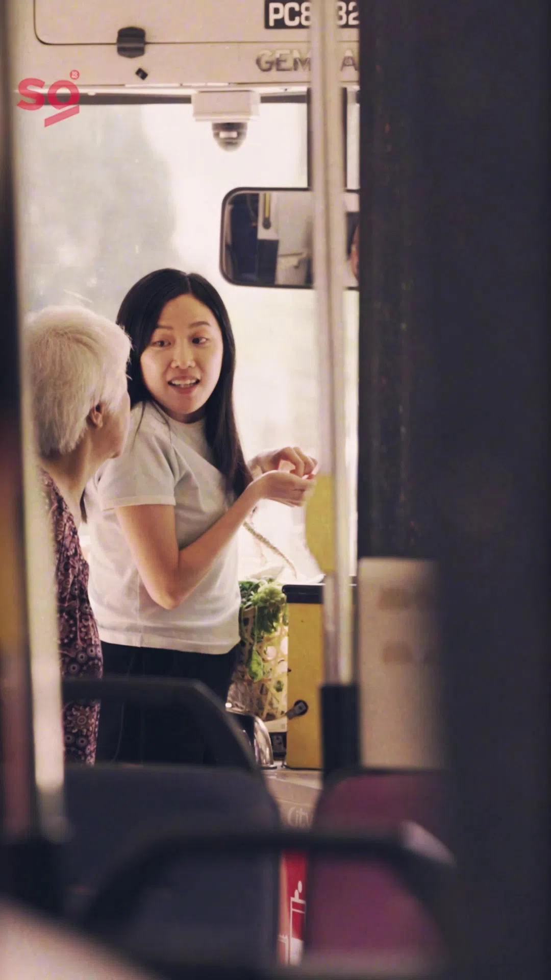 本地独立影人吴思蕾（右）首次以演员兼制作人身份与吴颖胜合作。（吴思蕾提供）