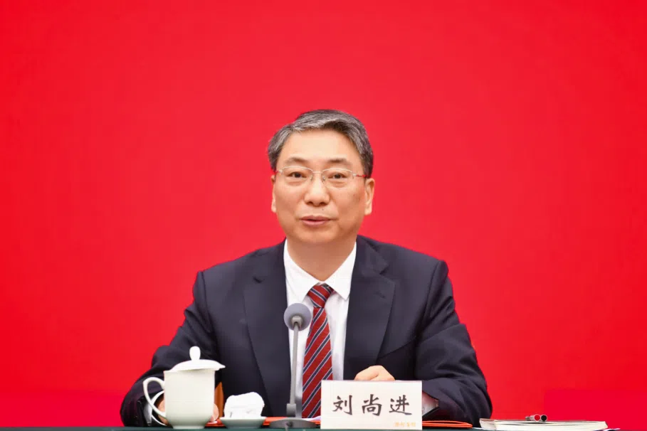刘尚进任重庆市政府党组副书记 市长一职罕见空缺逾三个月