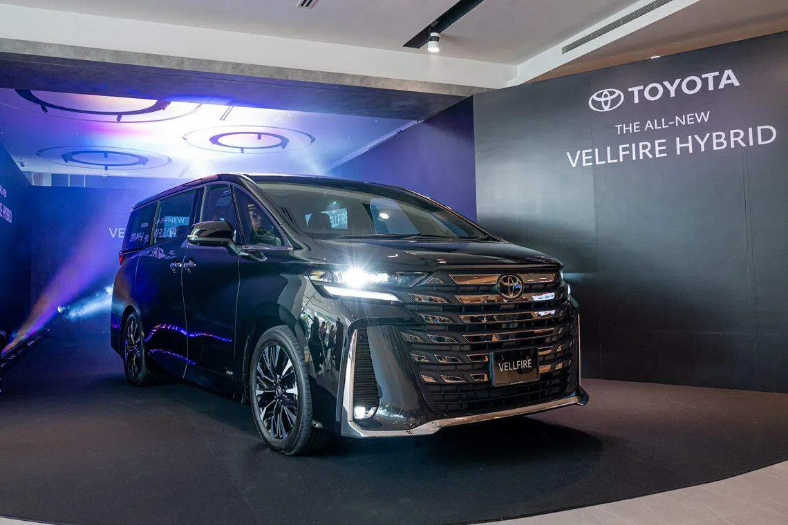 大受欢迎的保姆车Vellfire推出混动版，精致程度更上一层楼。（车商提供）