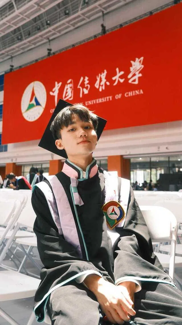 李光诚2025年刚从中国传媒大学数字媒体艺术学院本科毕业。受冠病疫情影响，他直到大二才正式赴北京上课。（受访者提供）