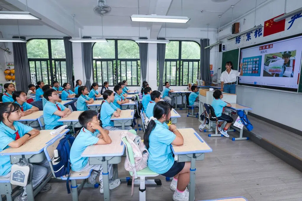 网传“教师需做好失业准备” 中国官方：不属实
