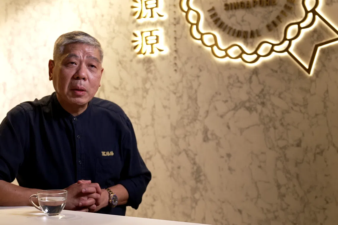 金源源创始总裁孙利顺透露，公司会放慢咖啡粉价钱的调涨速度，好让合作的咖啡业者有足够时间做相应调整。（视频截图）