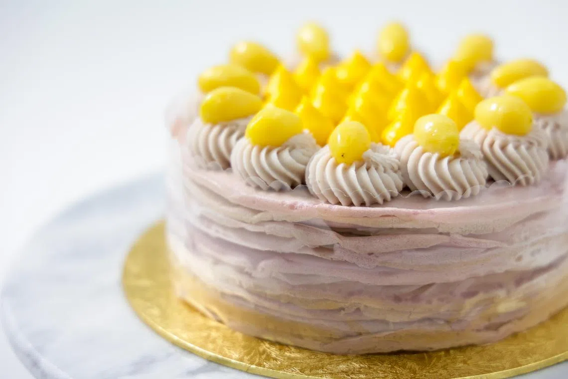 The French Pastry的芋泥法式千层蛋糕，选用泰国芋头制成。（叶振忠摄）