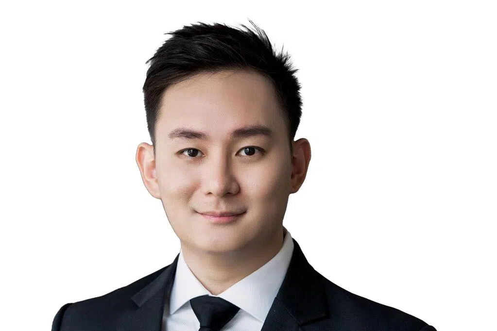 用法律知识长期帮助社区 白承正获颁公共服务奖章
