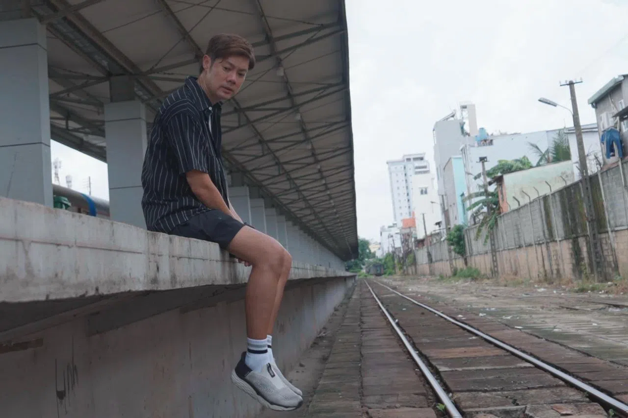 杨君伟深信人生旅程当中，何时上车何时下站，一切皆有时。（受访者提供）