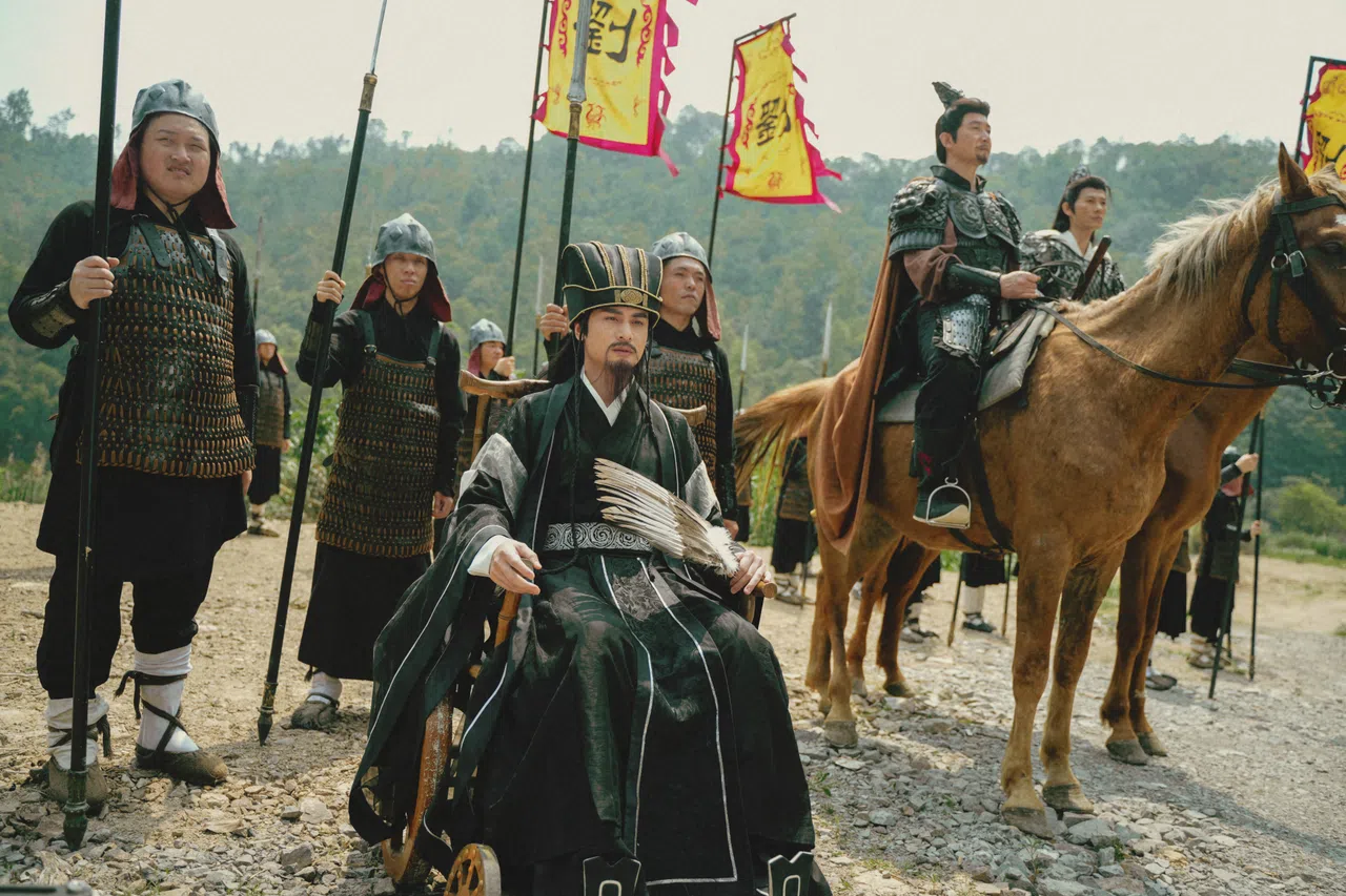 《卧龙》以“三国兵法”为切入点，剧情融合穿越、神话与现代商战元素。（受访者提供）