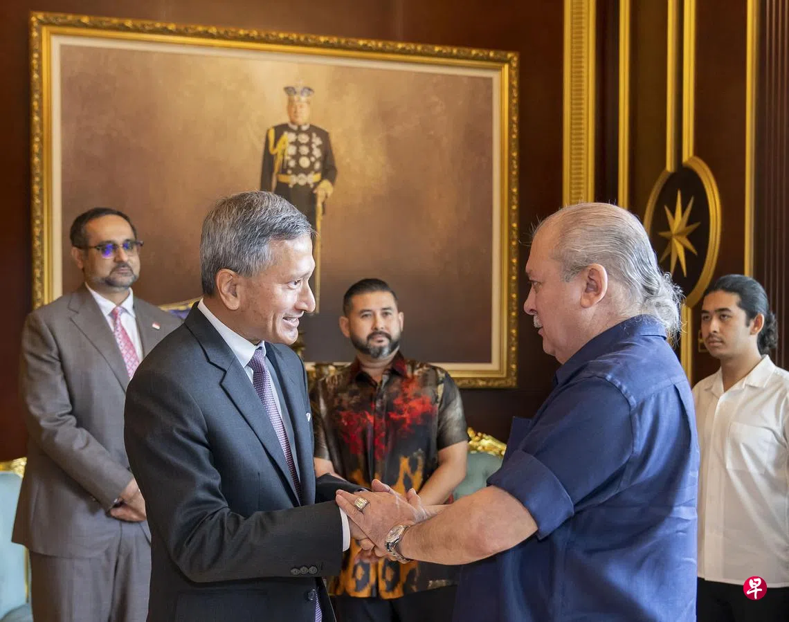 维文访马会见柔佛苏丹两国进一步探讨新领域合作| 联合早报