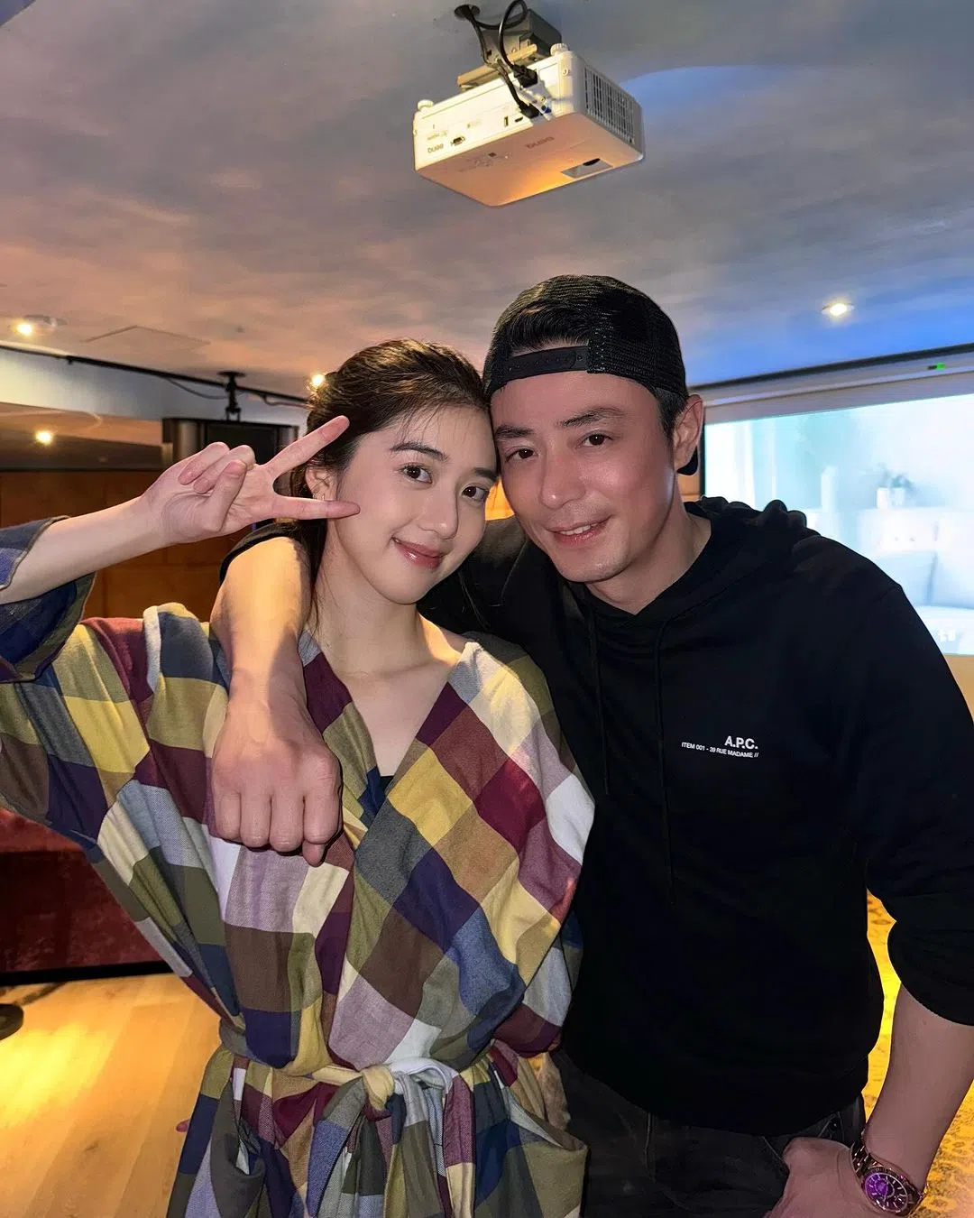 李凯馨感谢霍建华在剧组时的照顾与疼爱。（取自李凯馨IG）