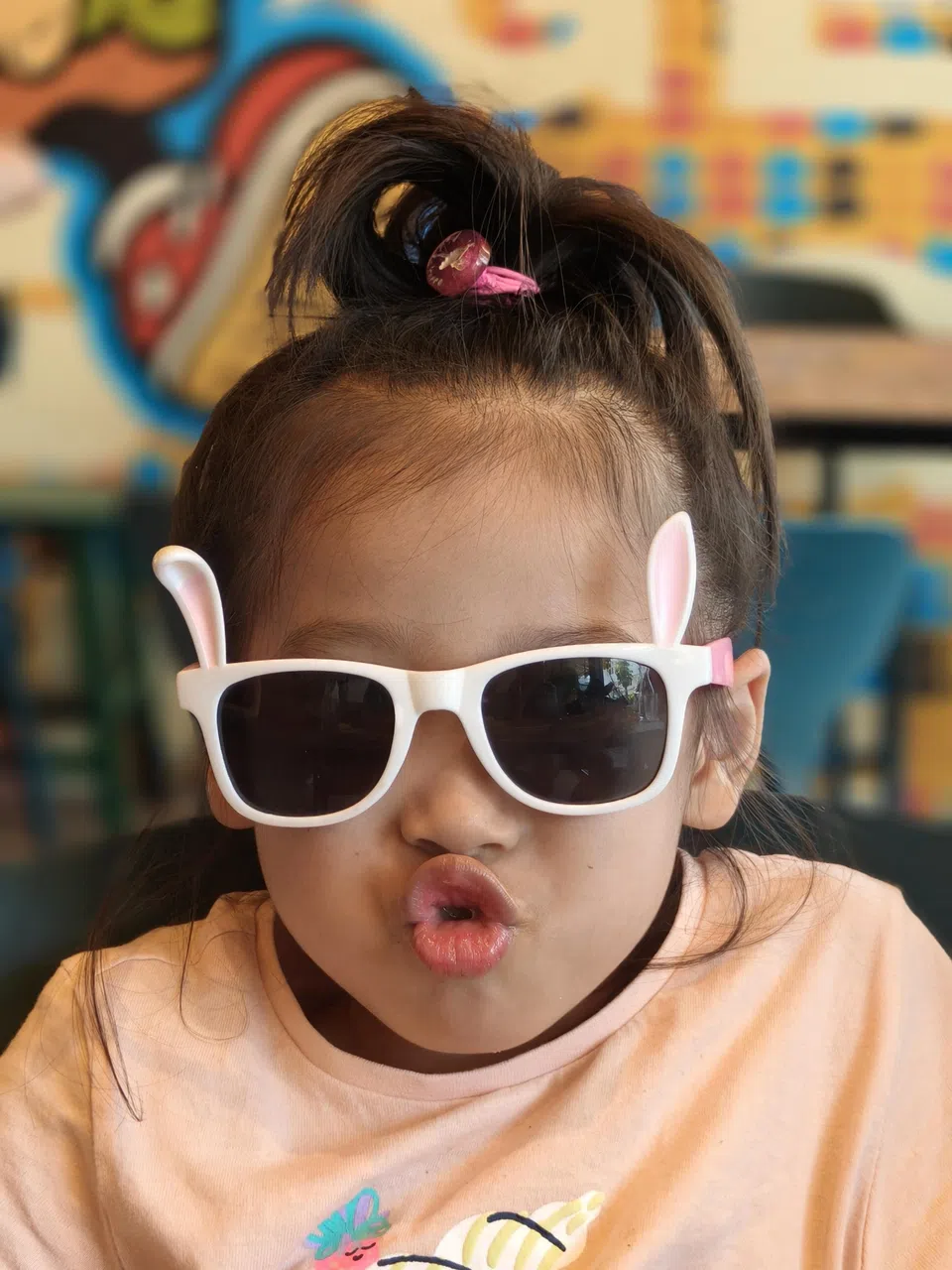 Reno14 Pro人像摄影表现出色，头发、肤色、背景虚化等都显得自然细腻。（黄少伟摄）