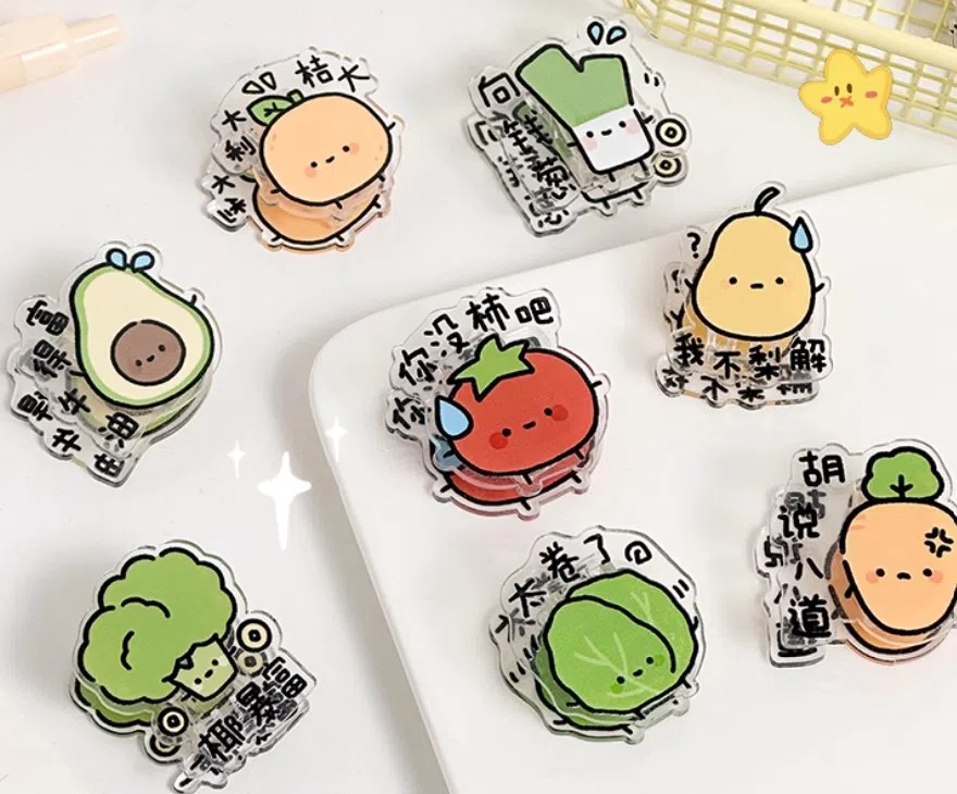 造型可爱，谐音梗讨巧的蔬菜水果夹子。（互联网）