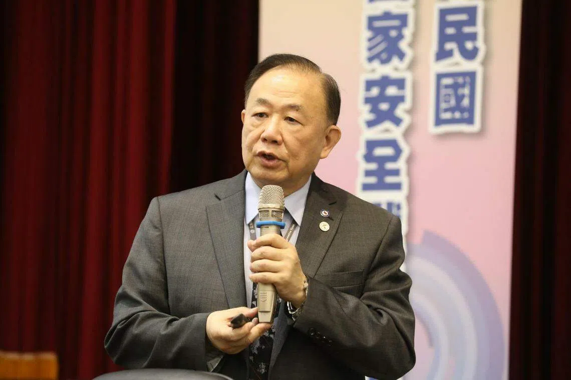 陈永康是国政基金会国安组召集人，他提案让台湾国安战略法制化，以便跨部会协调、避免资源分配不均。（国民党提供）