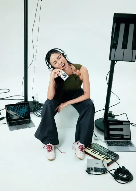 电台DJ周取贤与本地鞋牌合作，推出Sonia Chew x PrettyFit联名系列。（品牌提供）