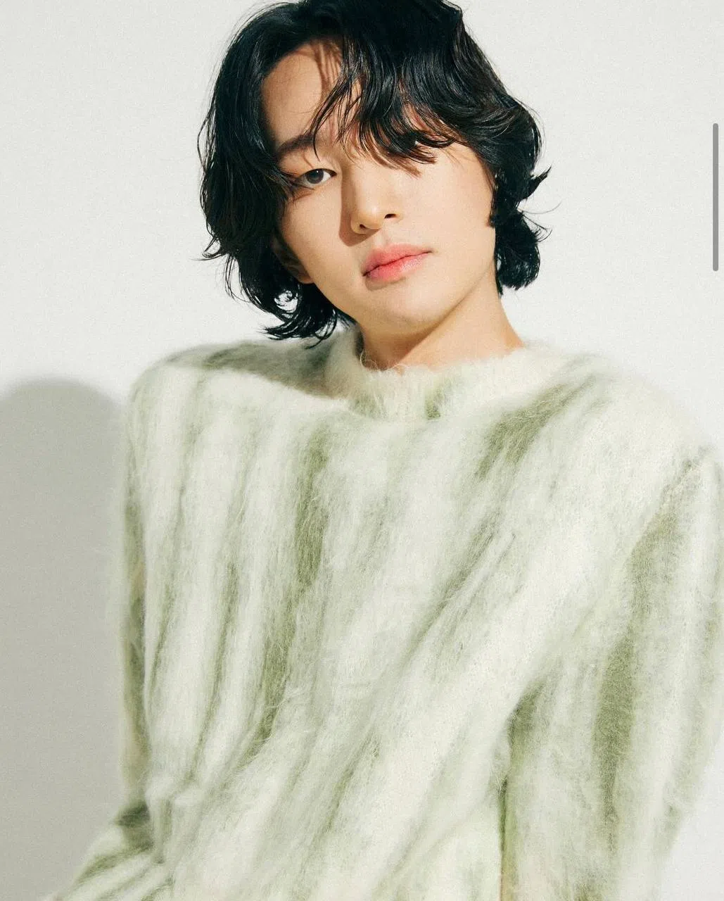 温流已离开SM娱乐，加入Griffin。（取自艺人IG）