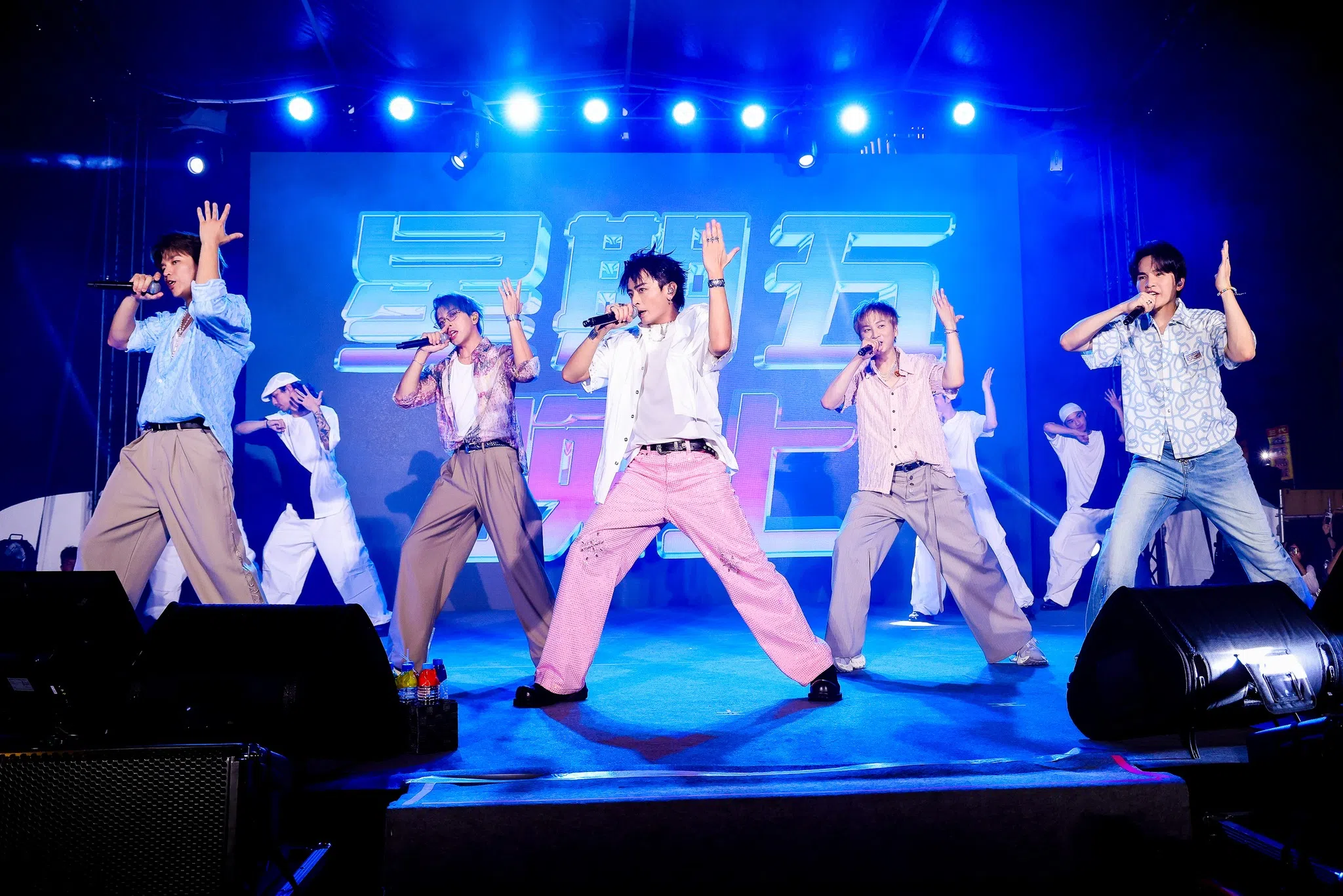 Energy复出后的歌曲《星期五晚上》夺下金曲年度歌曲奖。（取自Energy脸书）