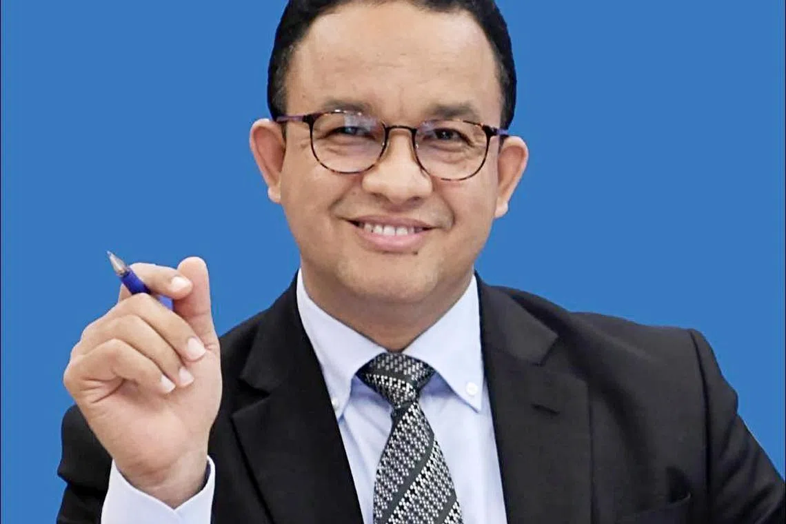 根据最新民调，雅加达前首长阿尼斯的支持率排在普拉博沃和甘查尔之后。（取自脸书）