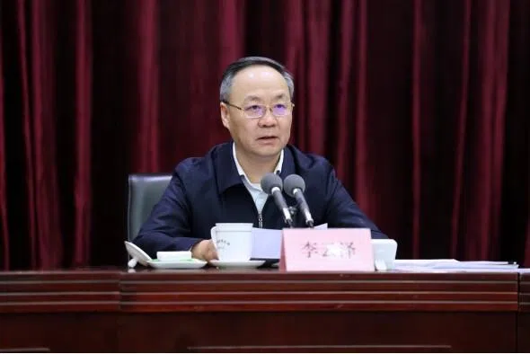 化解中小金融机构风险 中国官方要求守住不“爆雷”底线