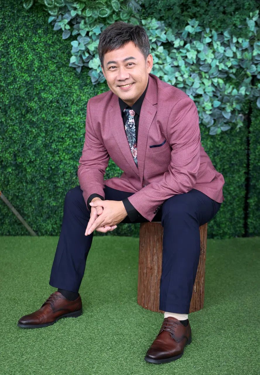 姚彣隆在新剧中饰演性格懦弱的中年男子。（萧紫薇摄）