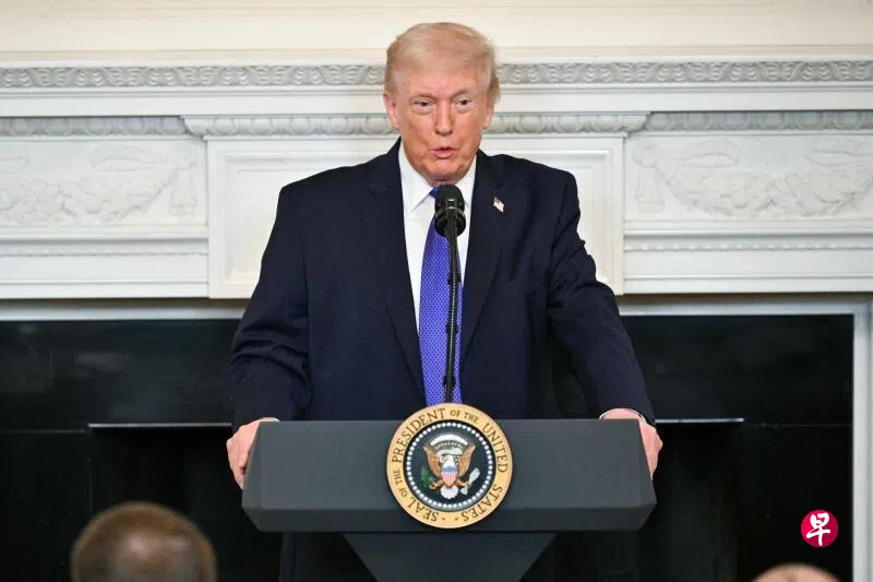 ������ͳ������2��20���ڰ׹�������ݳ������������ʱ���������� �������磩