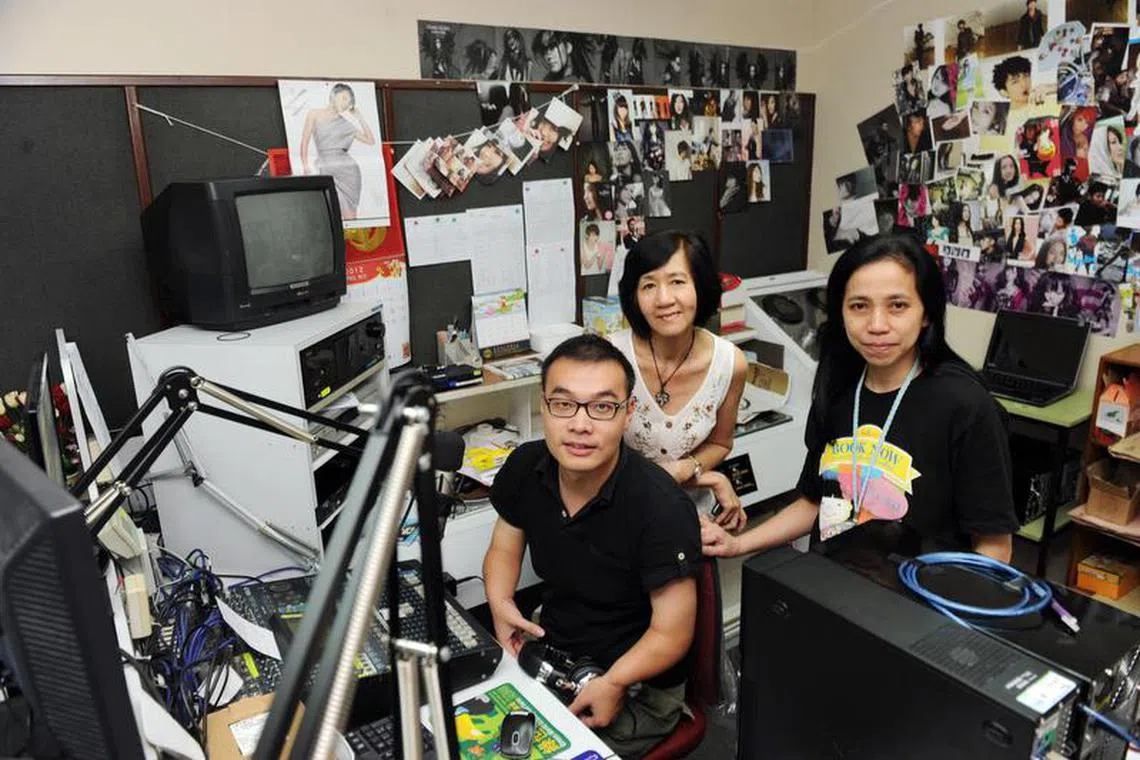 丽的呼声拥有63年 历史， 于 2012年4月 30日停播。 当时，该台的播音员都对丽 的呼声走入历史感到不舍。