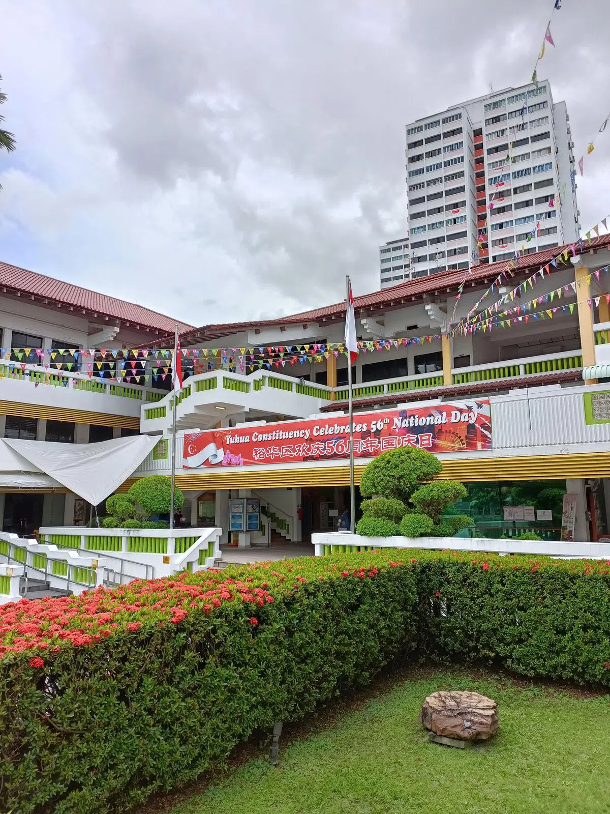 Reno6 Pro拍出来的照片色彩浓郁。（黄少伟摄）