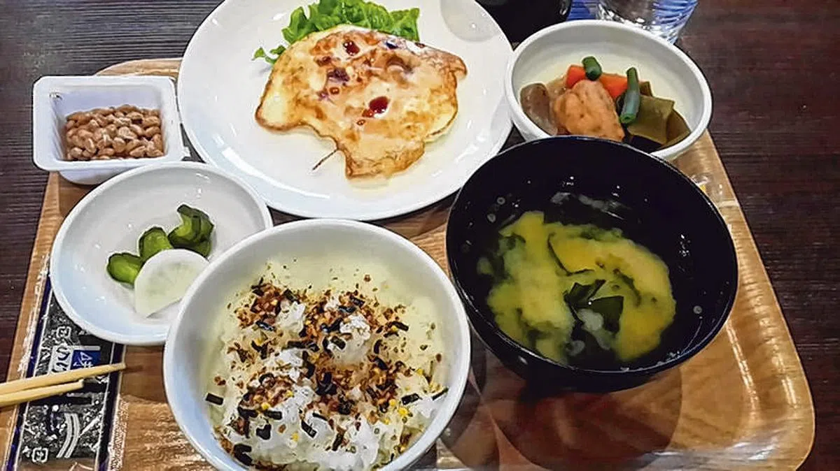 升龙馆朝食。