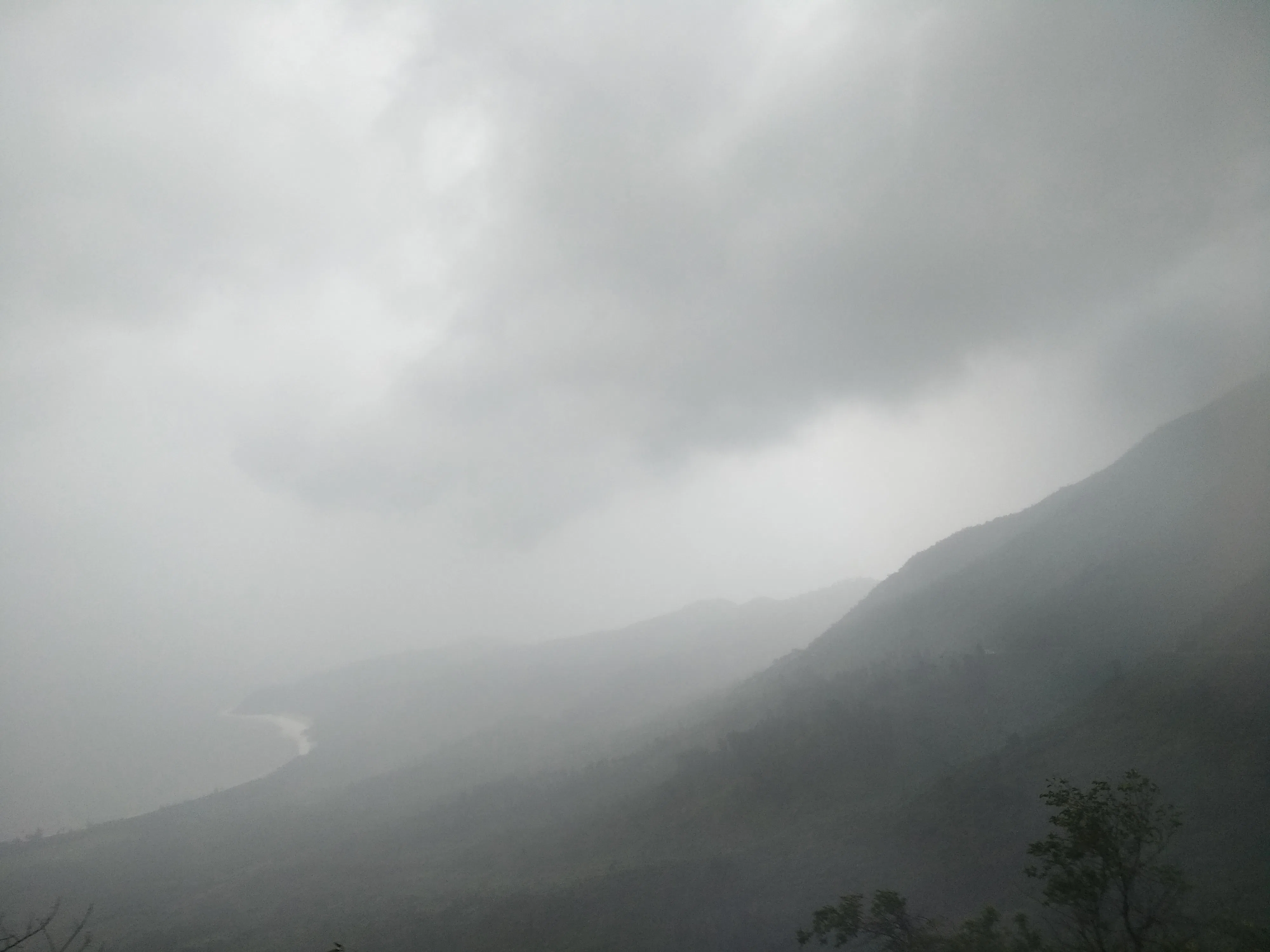 诗情画意海云岭。（小黛摄）