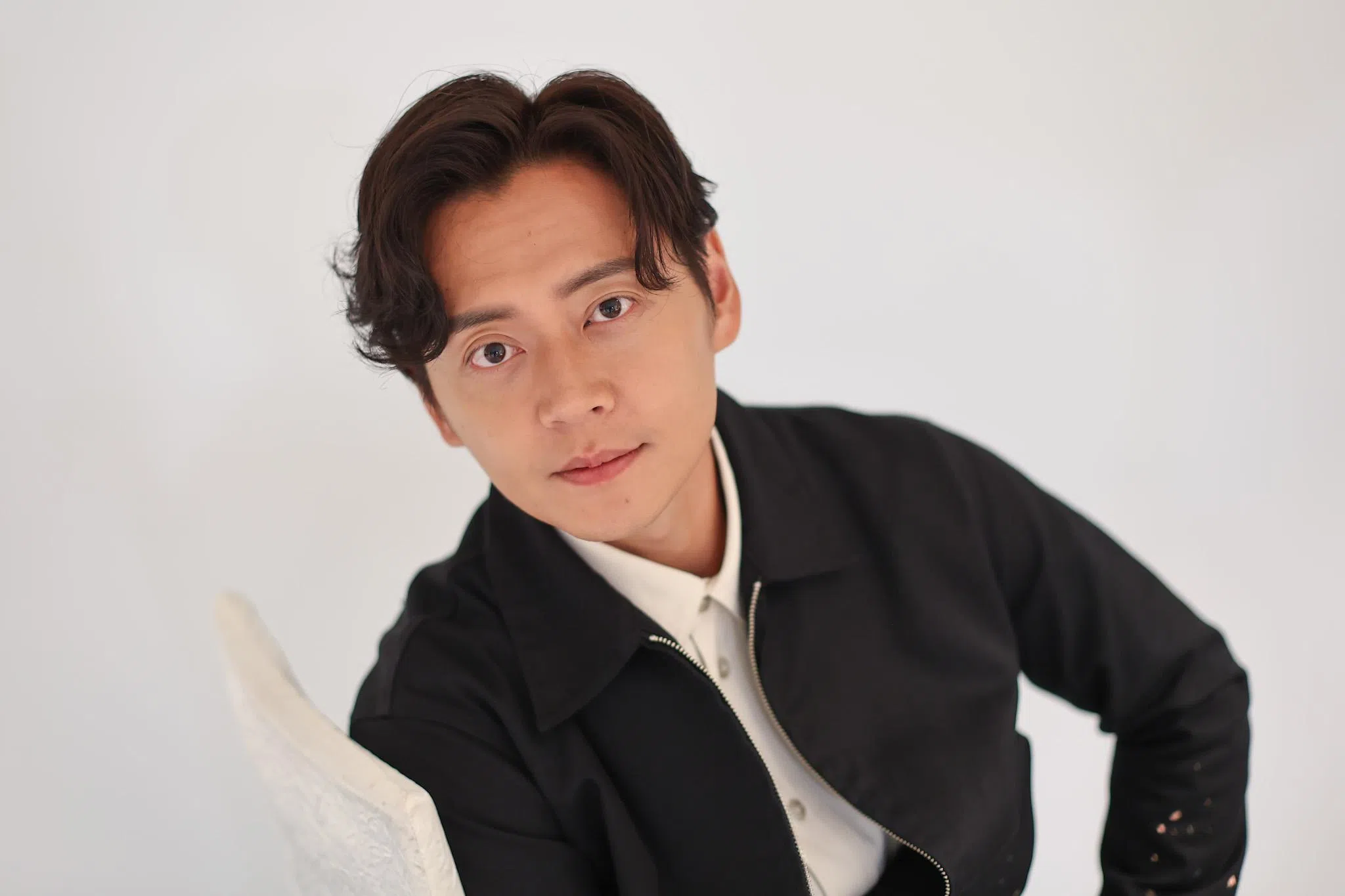 张振朗工作时很拼命，但私下轻松随性，平常爱玩也喜欢说笑。（陈渊庄摄）