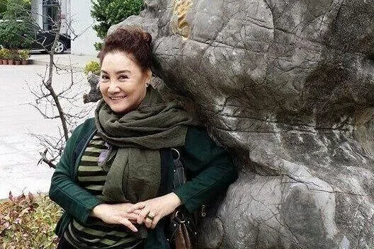 72岁陈盈洁生命将尽前夫悄悄道别 许常德曝未来不再探望原因