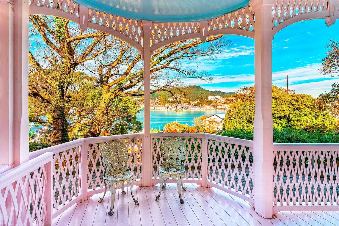 哥拉巴园坐落在山丘上，可在这里眺望长崎港的美景。（蓝天游摄）