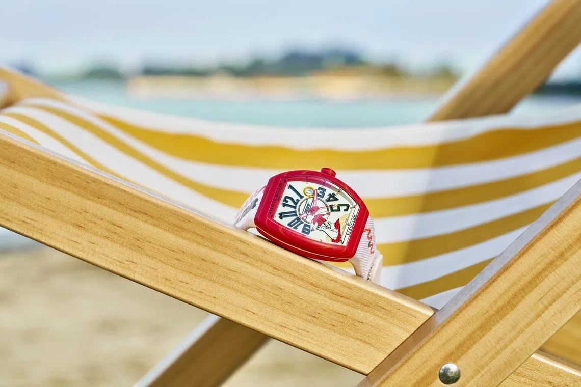 法穆兰Vanguard Beach“热浪红”款，色彩明艳。（法穆兰提供）