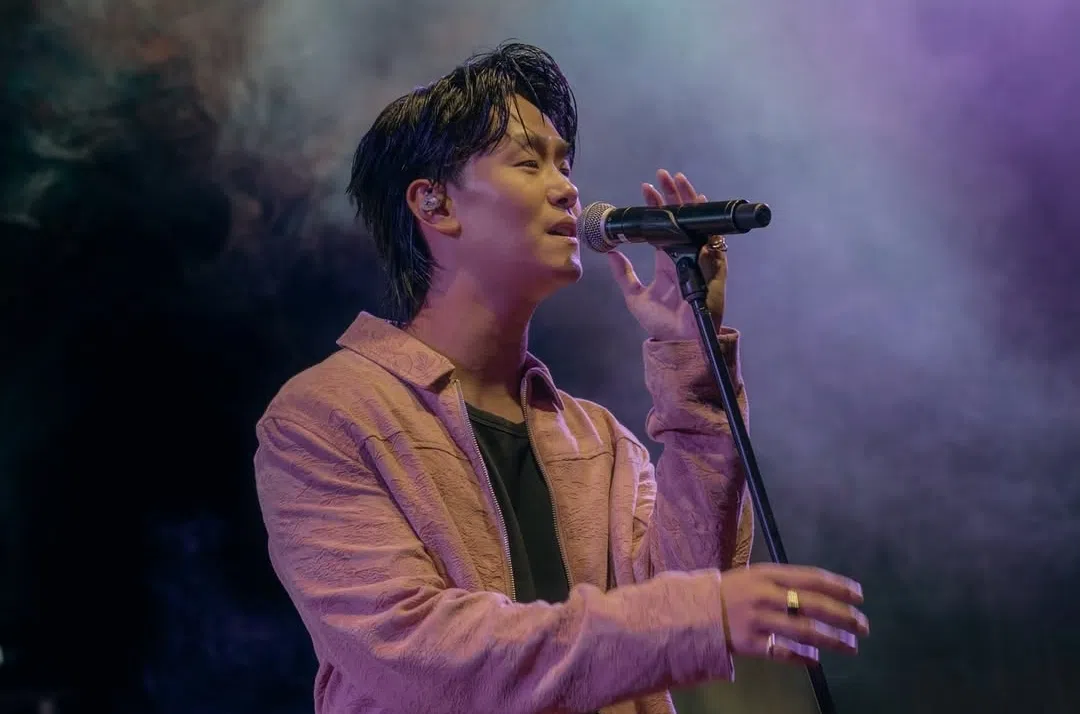 卓振声（图）的创作被收录在卢广仲的最新专辑《HeartBreakFast_伤心早餐店》中。（取自卓振声IG）