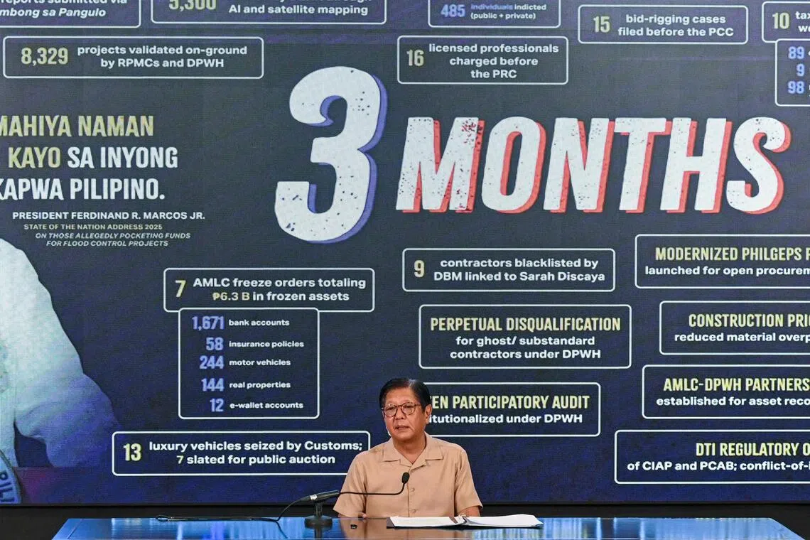 菲律宾总统小马可斯星期四（11月13日）召开记者会，说明防洪项目贪腐案调查进展。（法新社）