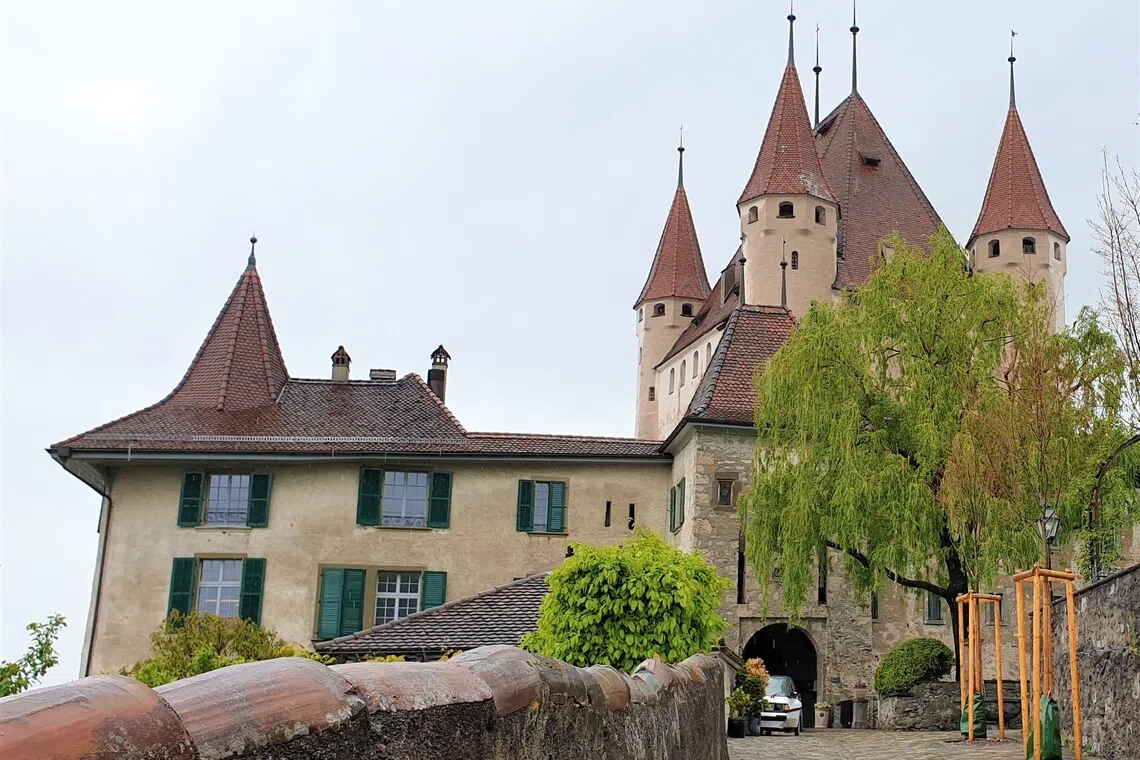 图恩镇上的古堡博物馆。（莞尔摄）