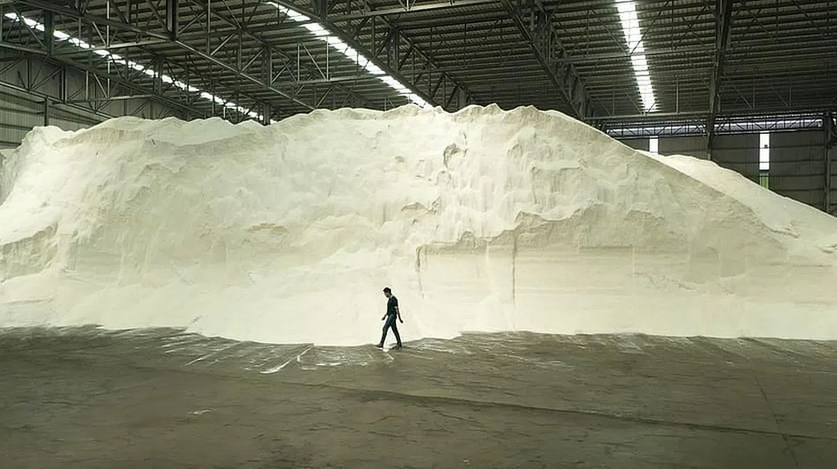 马来西亚巴生盐厂的壮观画面。（新传媒提供）