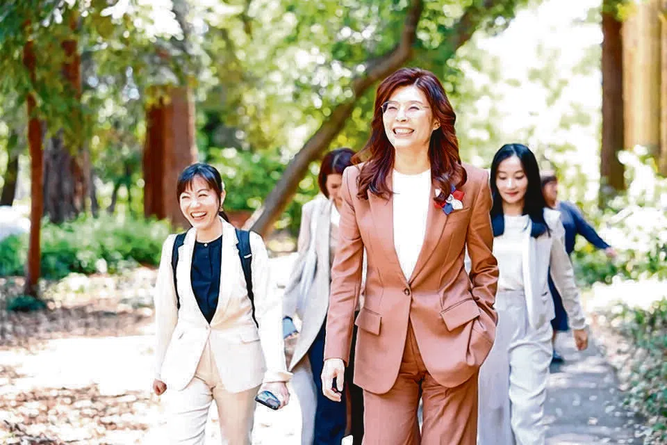 台湾在野的中国国民党主席郑丽文于美东时间星期二（6月9日）抵达华盛顿，但美国联邦参议院多数党领袖图恩同日受访时称，本周并