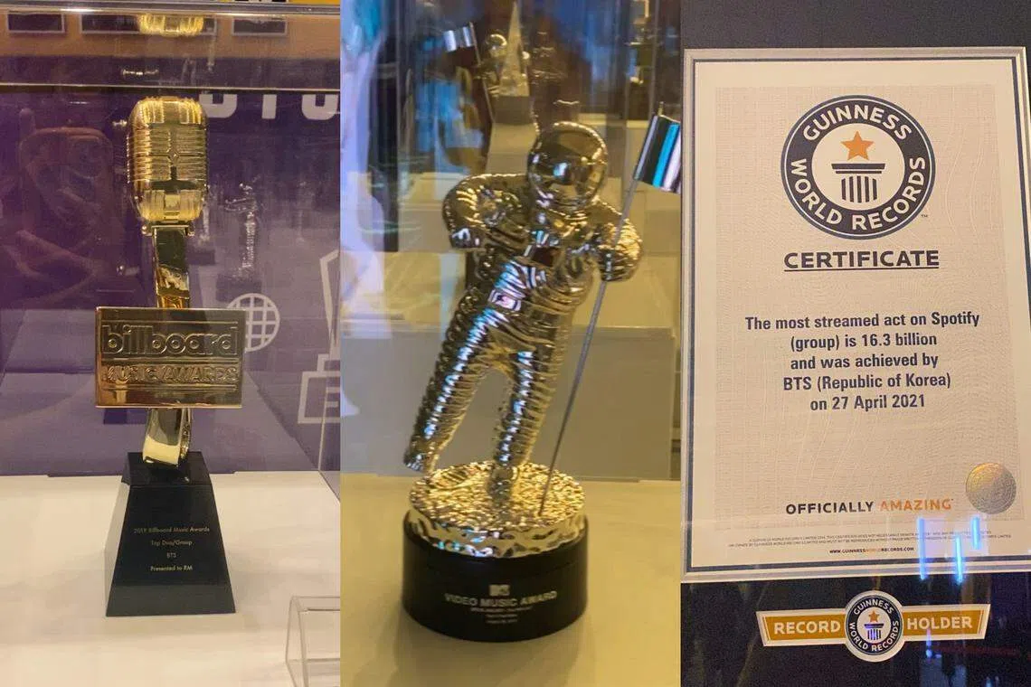 BTS获得的奖杯与奖状，多到可以填满一个展区。（李佳轩摄）