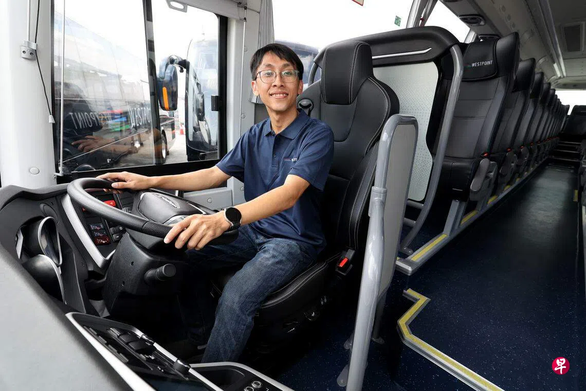 月薪5000元聘巴士司机30本地人受聘五人大学毕业| 联合早报